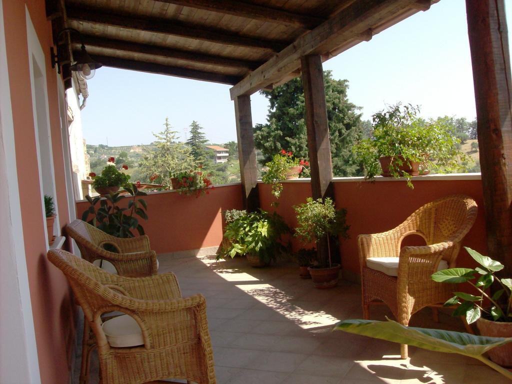 Country House Agriturismo Ciuccunit Bucchianico Exterior photo